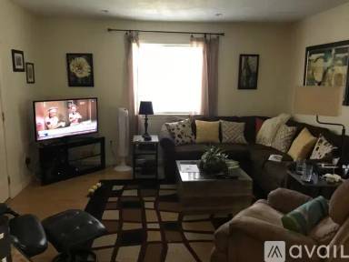 Main picture of 17 Stevens St