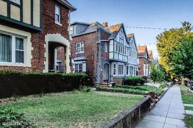 Main picture of 1513 Van Buren St NW