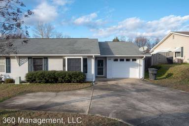 Main picture of 2008 Henderson Dr