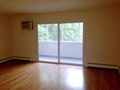 Main picture of 12 Arbor Hill Dr