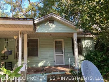 Main picture of 422 Saint Francis St