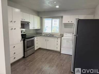 Main picture of 515 E Carlisle Ave