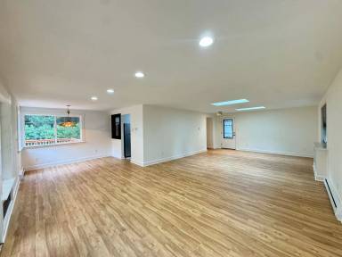 Main picture of 11020 Butte Dr SW