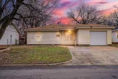Main picture of 6220 SE 7th St