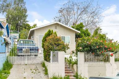 Main picture of 2808 Lanfranco St