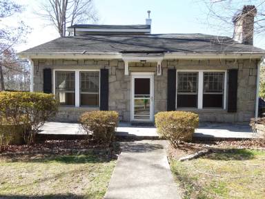 Main picture of 126 Flanders Ave