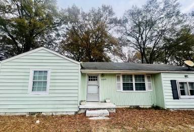 Main picture of 5605 Clemons Rd