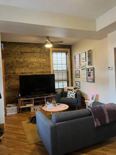 Main picture of 1340 N BOSWORTH LLC - 2R