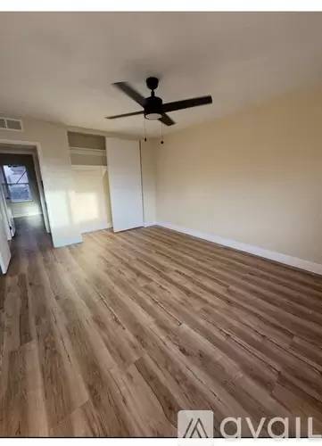 Main picture of 682 W Holt Ave