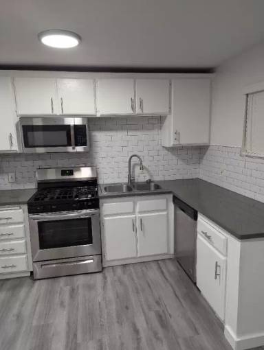 Main picture of 7014 Lanewood Ave