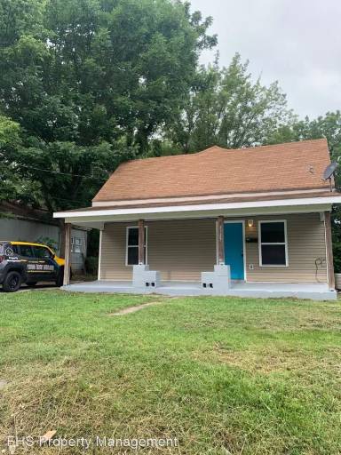 Main picture of 2125 N Summit Ave