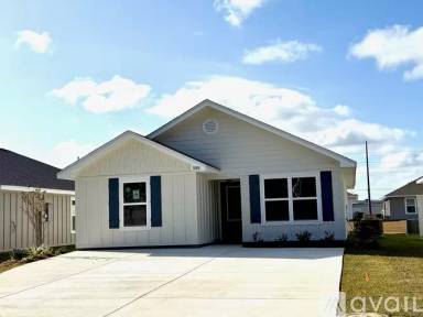 Main picture of 1088 S Bay St