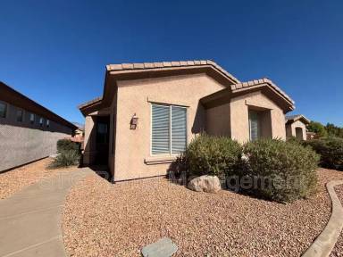 Main picture of 3732-53 E Canyon Crest Ave