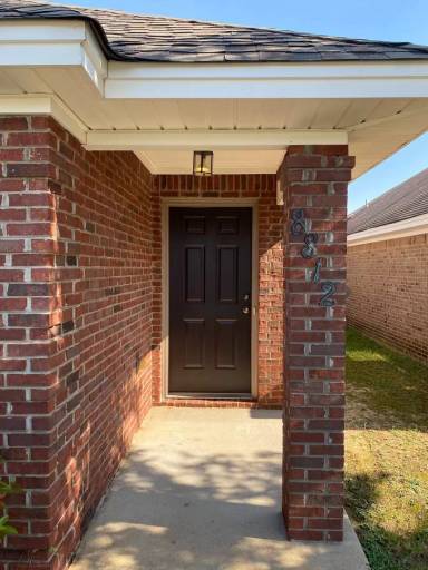 Main picture of 8812 Jamac Ln