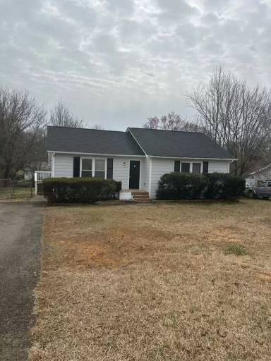 Main picture of 1676 Guilford Dr
