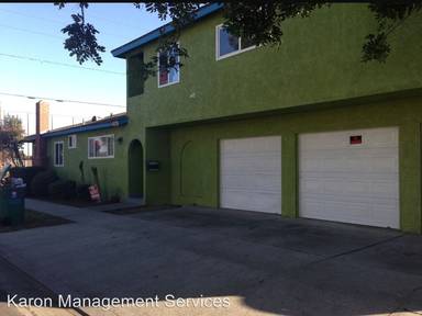 Main picture of 4006 W 162nd St