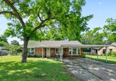Main picture of 5601 N Schilder Dr
