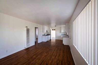 Main picture of 242 W California Ave