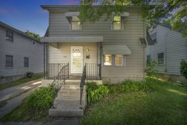 Main picture of 1287 S Hawkins Ave