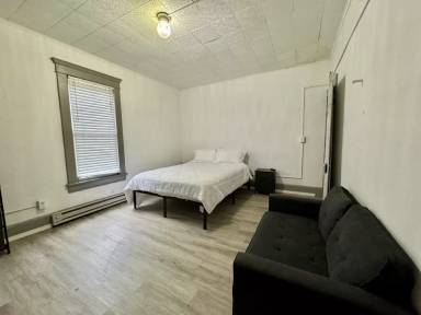 Main picture of 222 E Brockway Ave