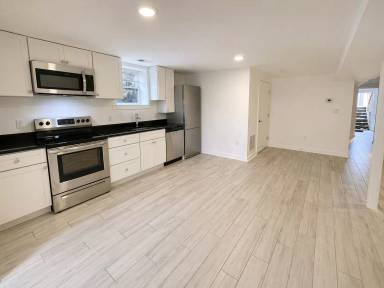 Main picture of 740 Quebec Pl NW
