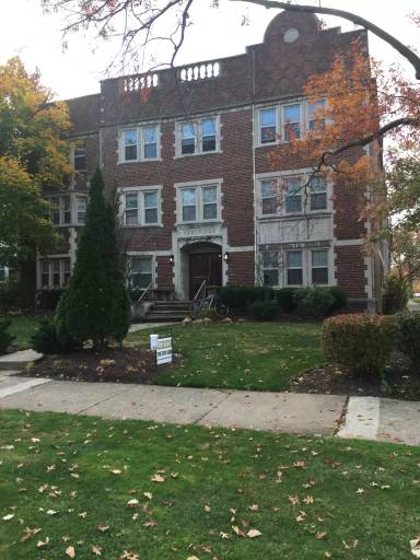 Main picture of 15325 Lake Ave