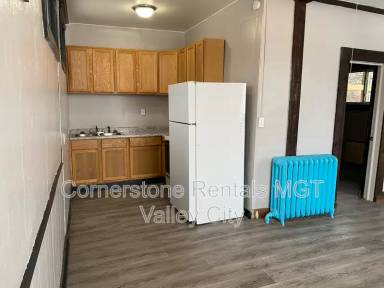 Main picture of 261 College St SW