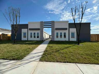 Main picture of 4217 La Vista Ave
