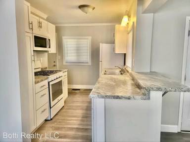 Main picture of 2330 Rural St