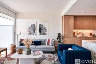 Main picture of 158 W Division St