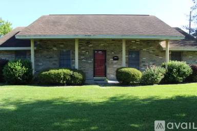 Main picture of 1102 Sun Ave
