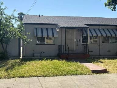 Main picture of 817-823 Monroe St