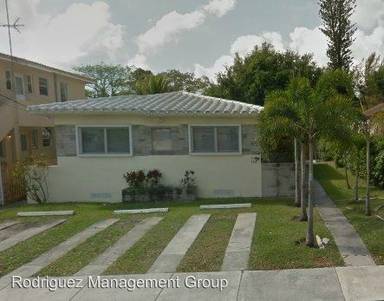 Main picture of 548 NE 64th St