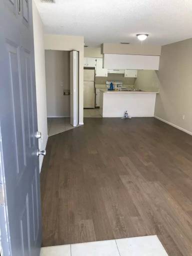 Main picture of 5370 SE 30th Pl