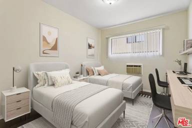 Main picture of 3016 Shrine Pl