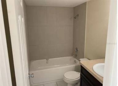 Main picture of 290 Flower Ln