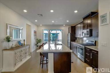 Main picture of 4276 Midlands Ct