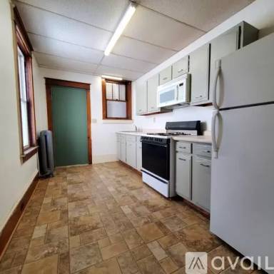 Main picture of 107 6th St