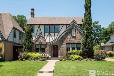 Main picture of 6123 Prospect Ave