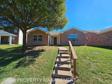 Main picture of 7546 Buford Dr