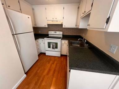 Main picture of 34 El Basset Ct