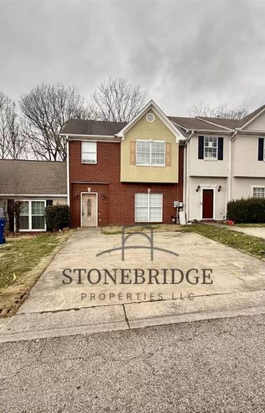 Main picture of 725 3rd St NE