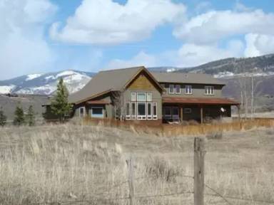 Main picture of 1380 Green Meadow Rd
