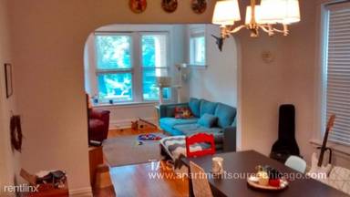 Main picture of 1218 W Cornelia Ave