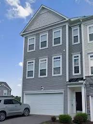 Main picture of 45 Hawthorne Dr