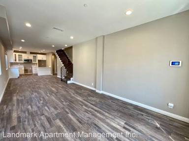 Main picture of 3258 Dundas St