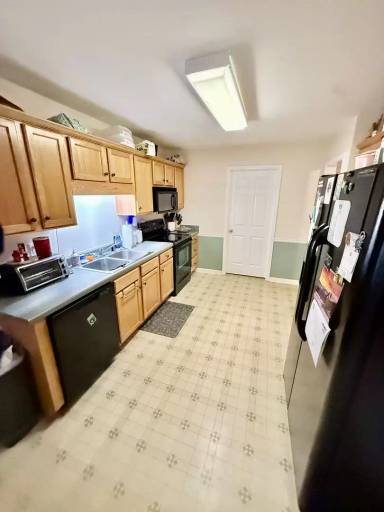 Main picture of 200 Cedar Rock Trce
