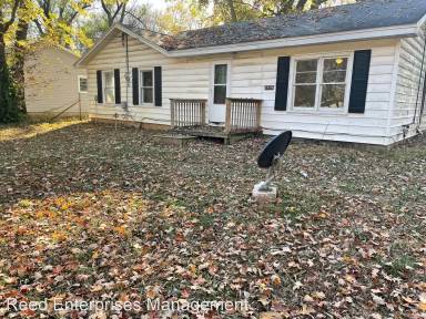Main picture of 1919 N Marlan Ave