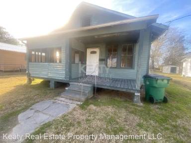 Main picture of 822 S Avenue F