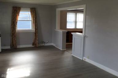 Main picture of 548 S Vine St
